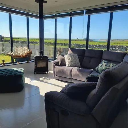 Country Cottage, Stunning Views * Tralee